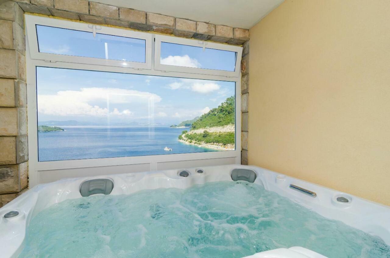 Adriatic - Apartment With Jacuzzi Sobra Exteriér fotografie